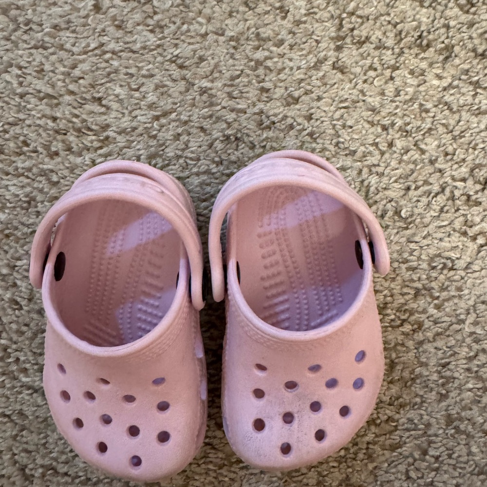 Toddler Pink Clogs size 2/3